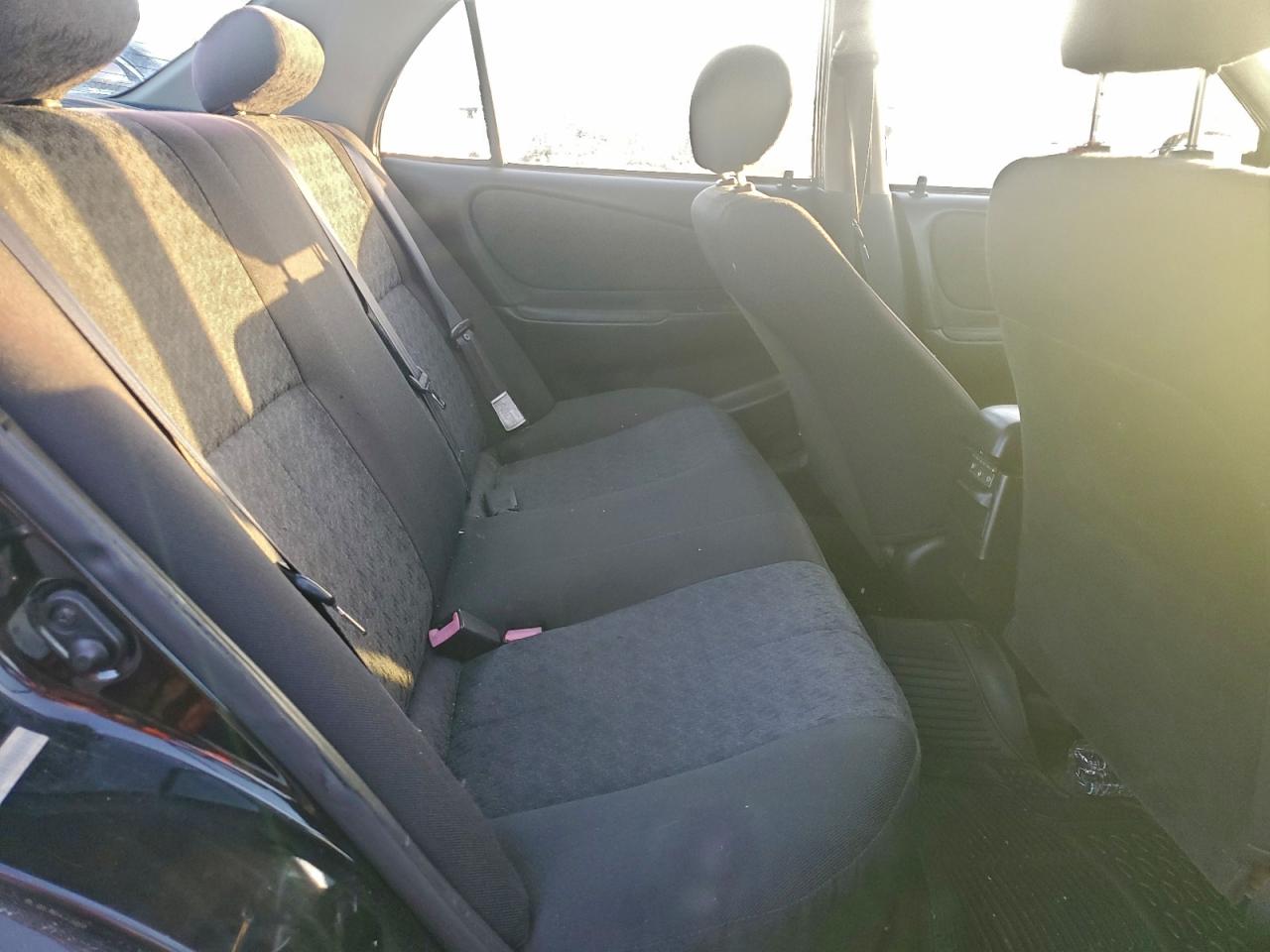 2001 TOYOTA COROLLA photo 10