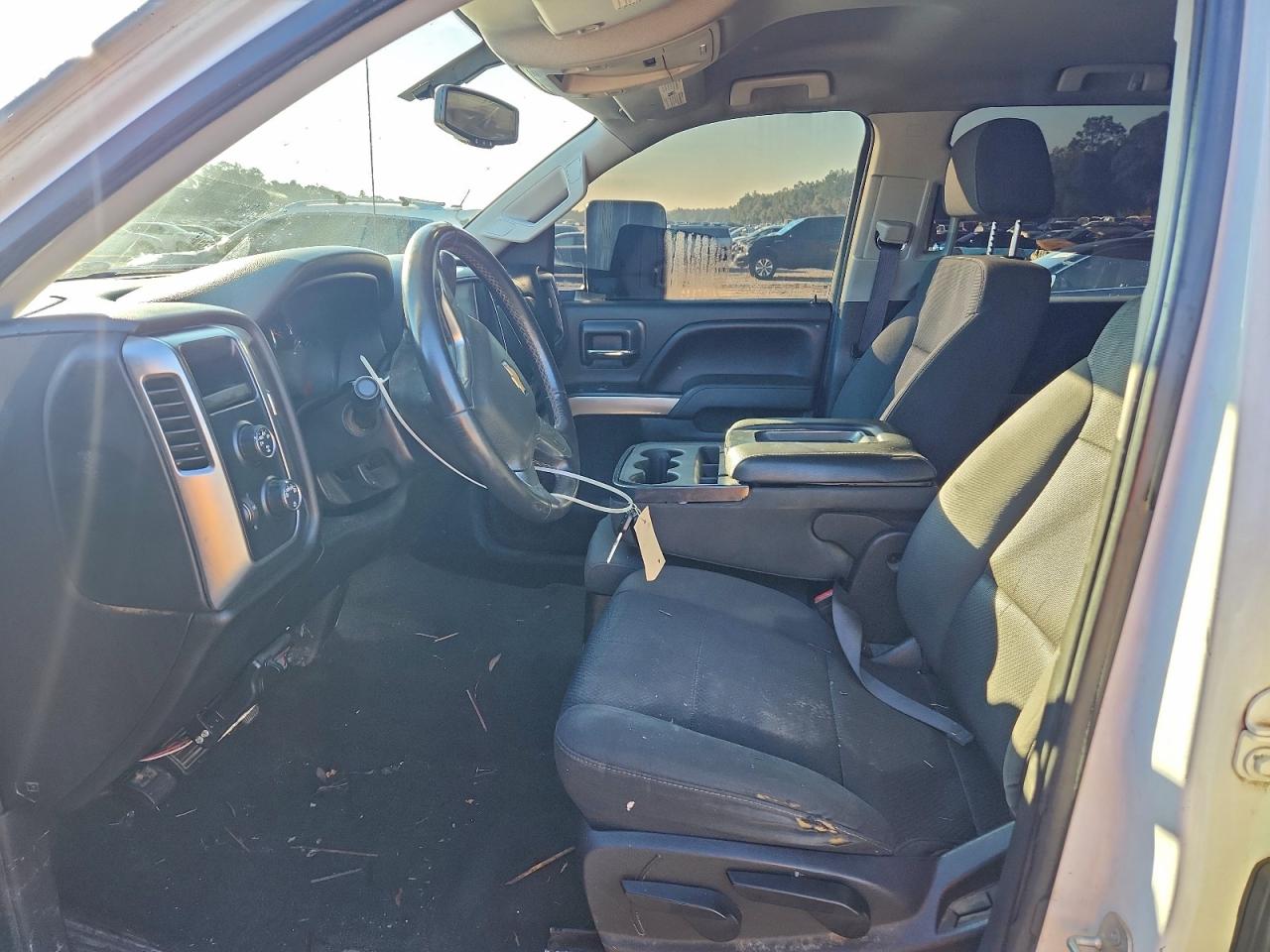 2016 CHEVROLET SILVERADO K1500 LT photo 7