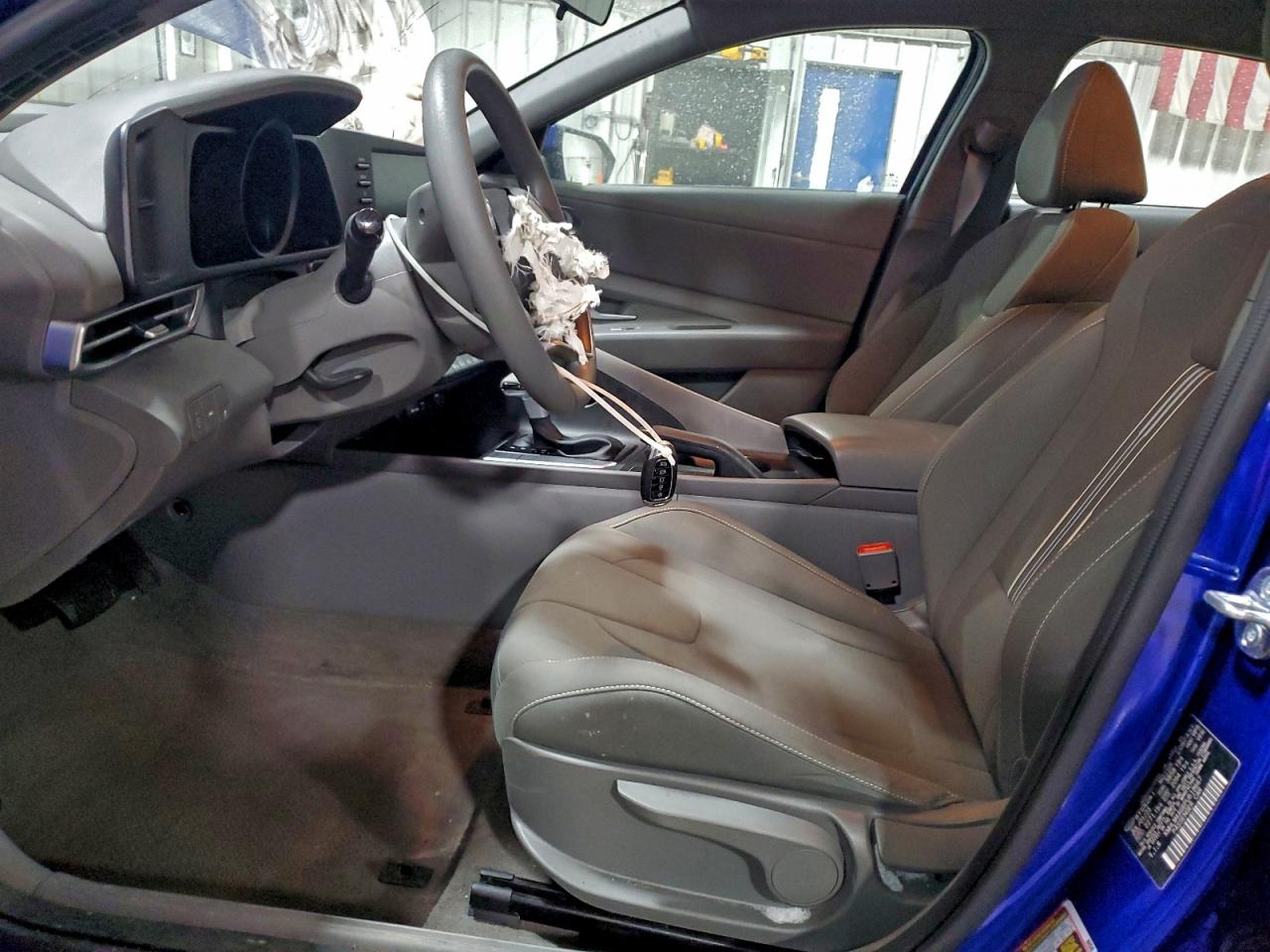 2023 HYUNDAI ELANTRA SEL photo 7