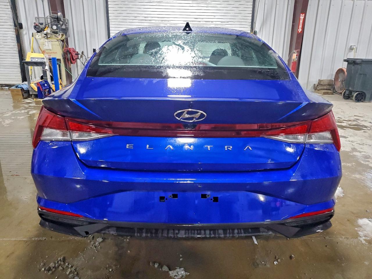 2023 HYUNDAI ELANTRA SEL photo 6