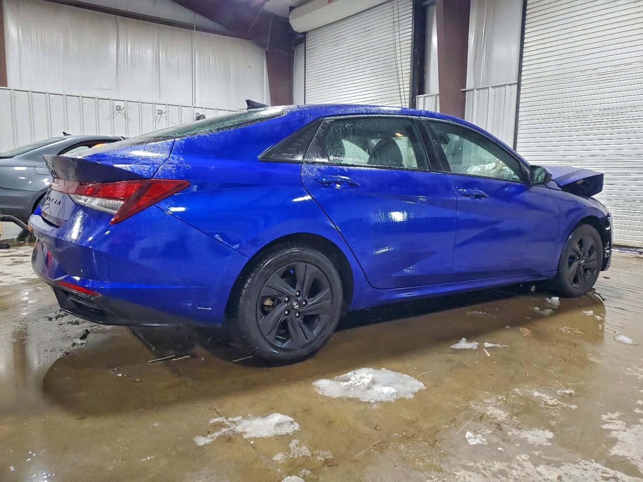 2023 HYUNDAI ELANTRA SEL photo 3