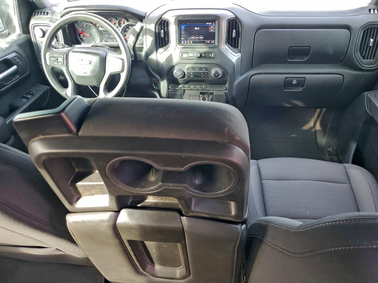2023 CHEVROLET SILVERADO K1500 CUSTOM photo 8