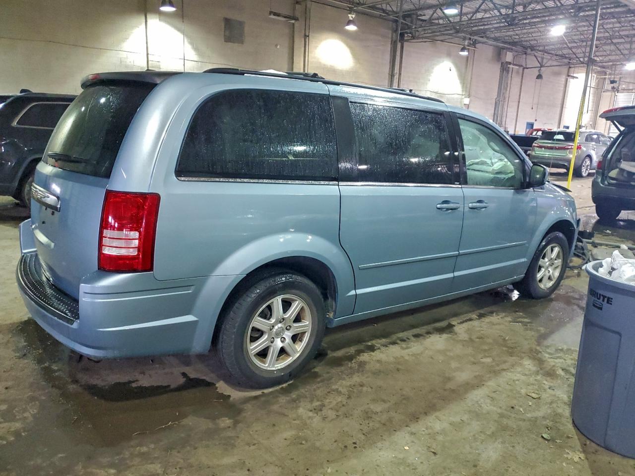 2008 CHRYSLER TOWN & COUNTRY TOURING photo 3