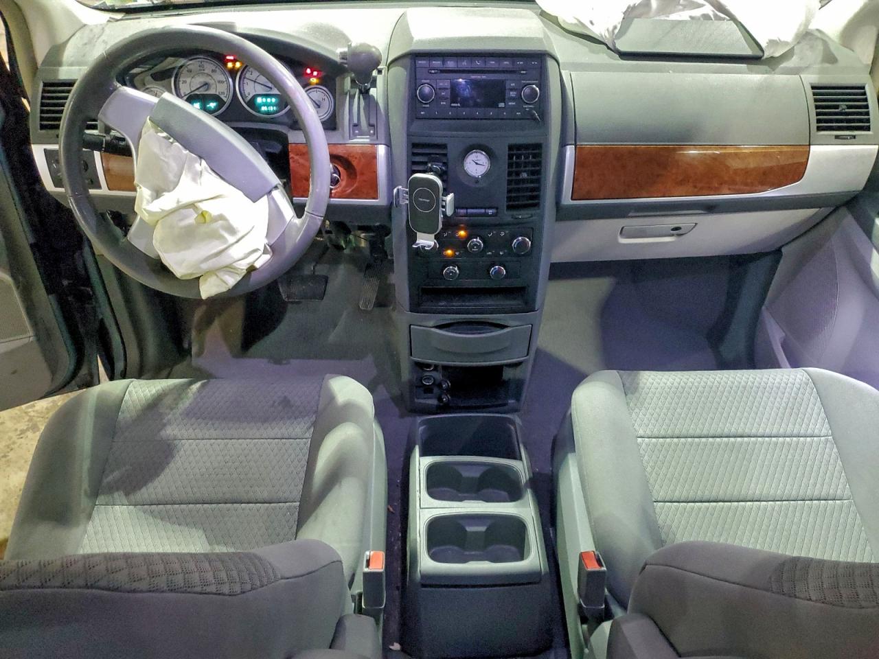 2008 CHRYSLER TOWN & COUNTRY TOURING photo 8