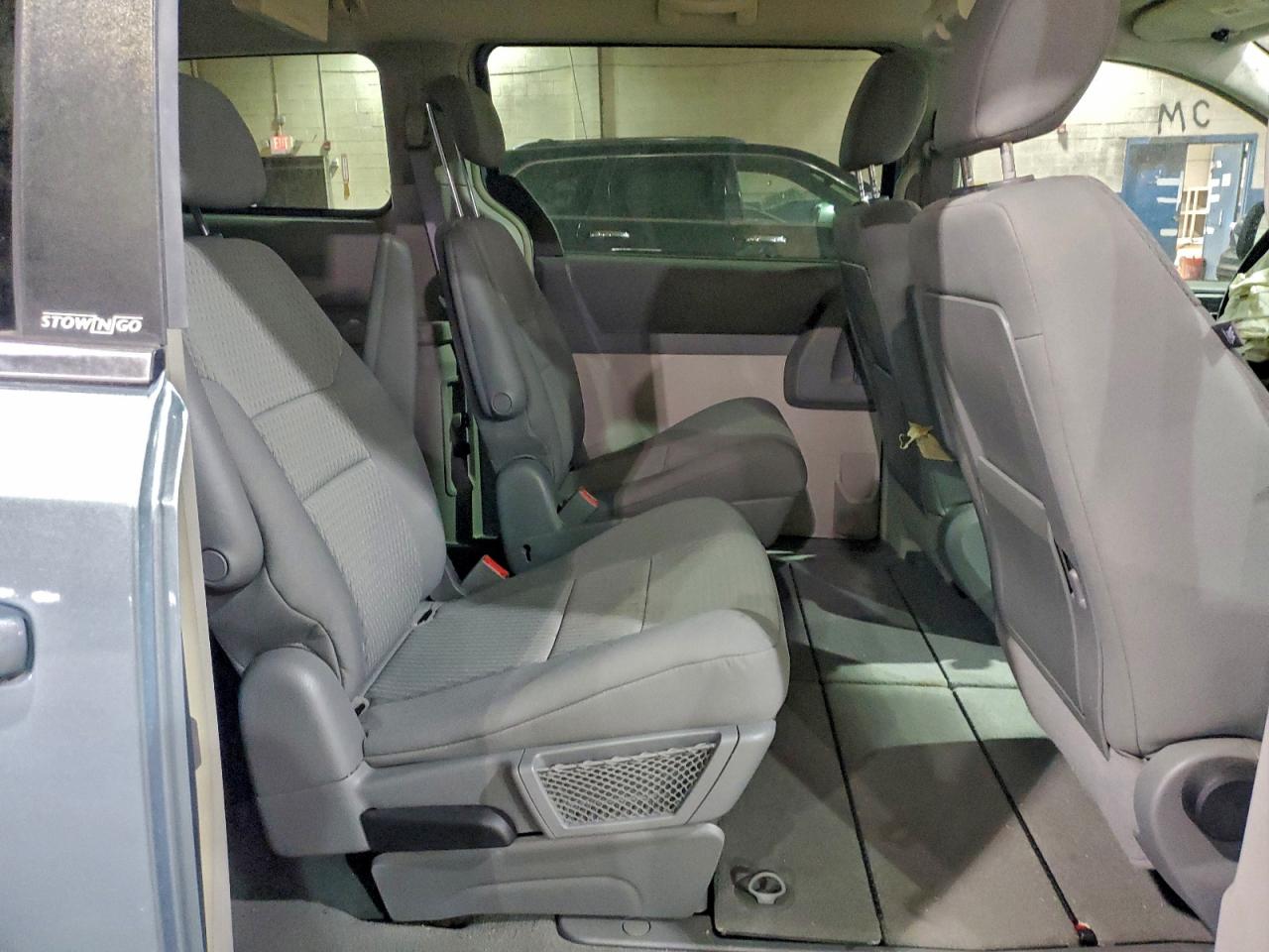 2008 CHRYSLER TOWN & COUNTRY TOURING photo 11