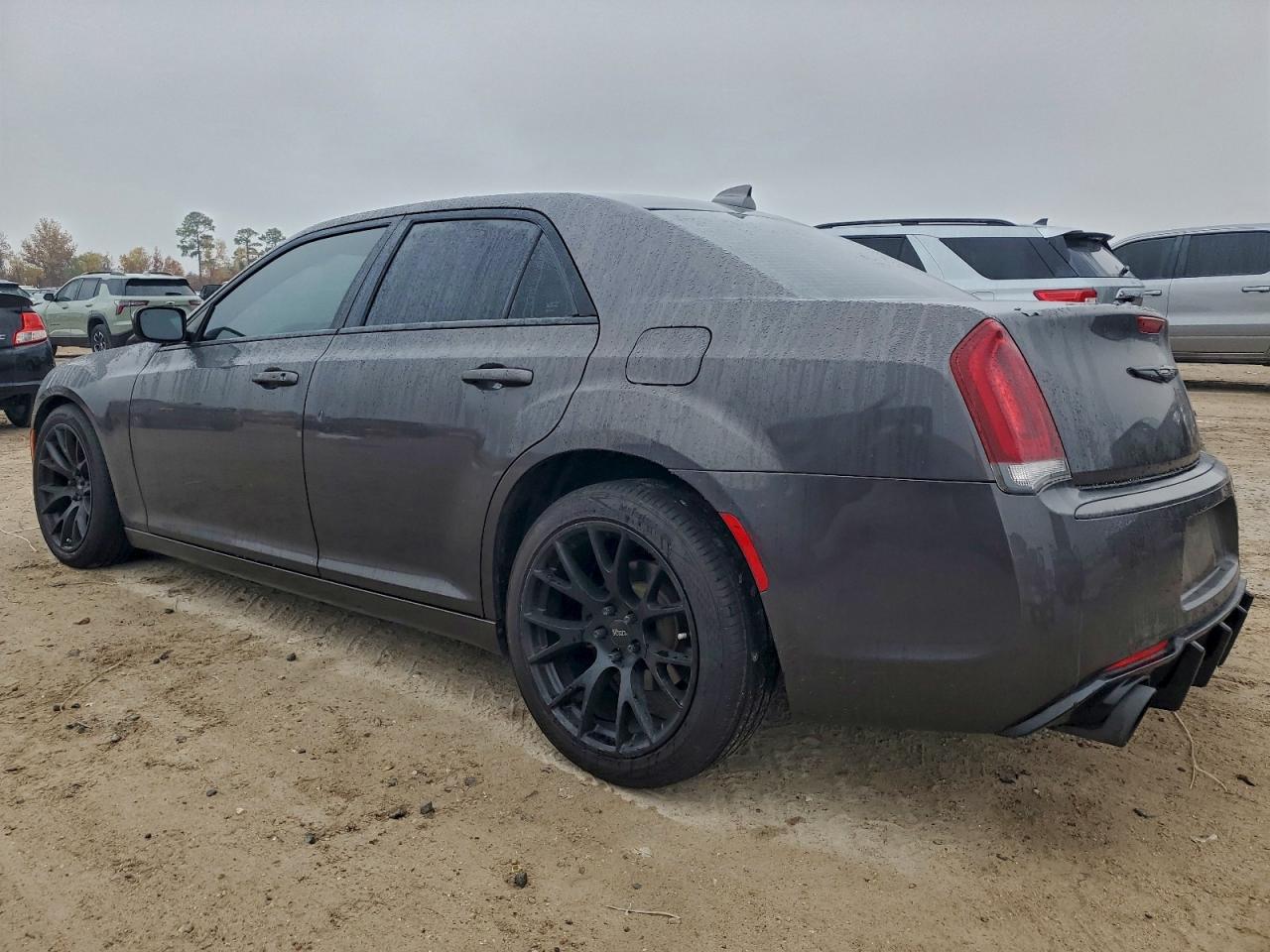 2015 CHRYSLER 300 S photo 2