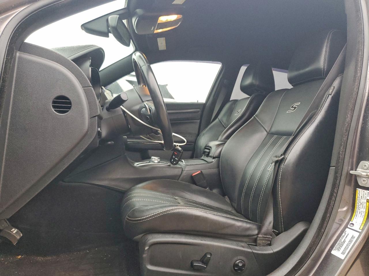 2015 CHRYSLER 300 S photo 7