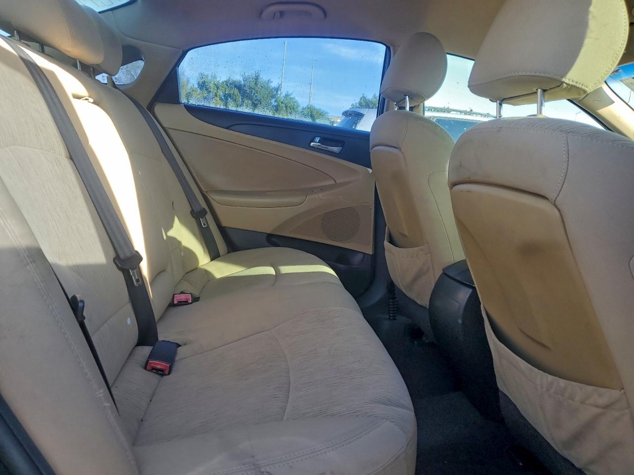 2011 HYUNDAI SONATA GLS photo 10