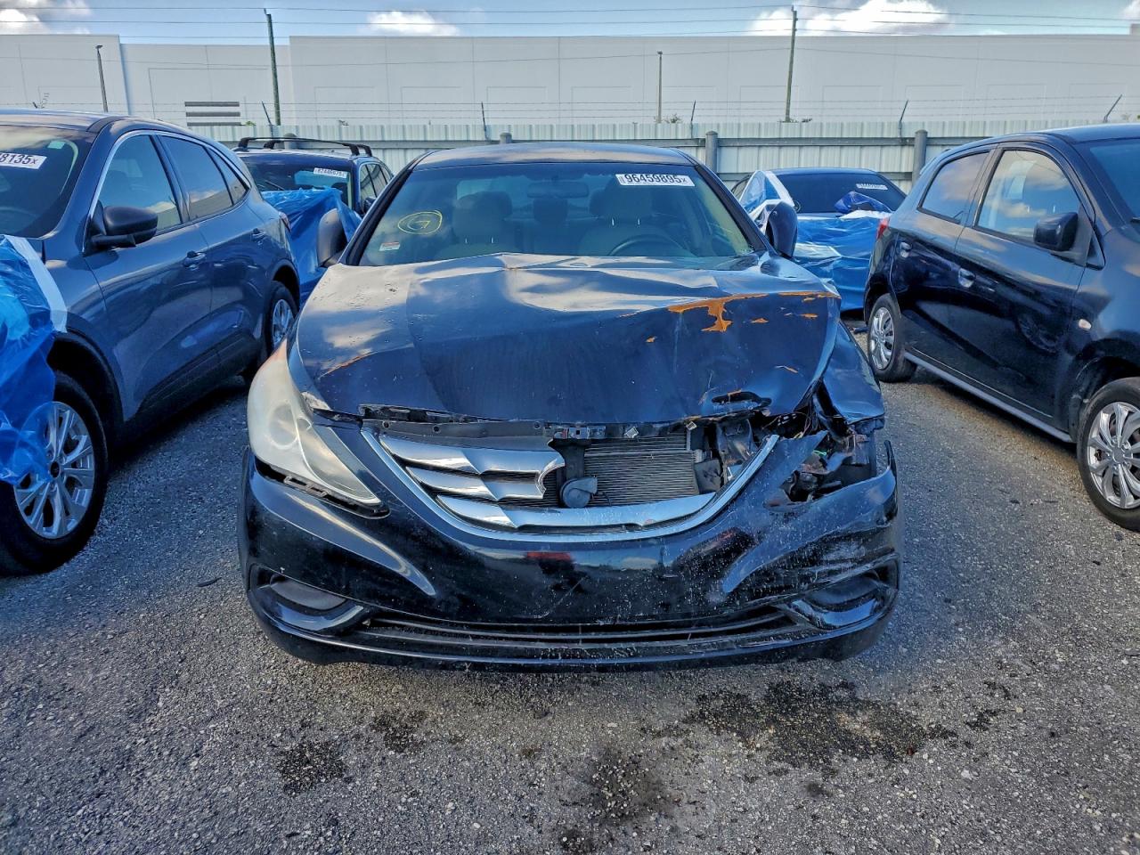 2011 HYUNDAI SONATA GLS photo 5
