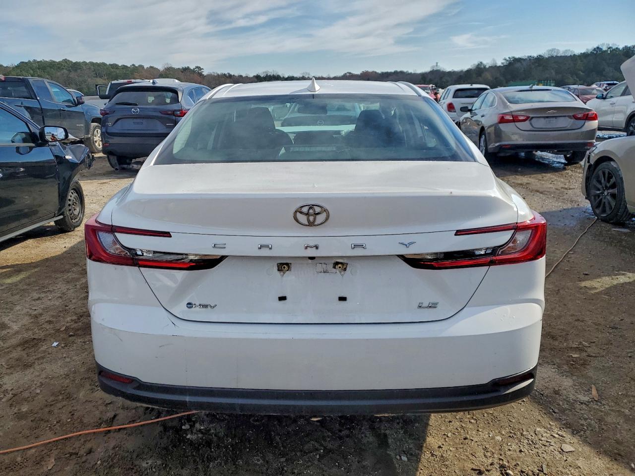 2025 TOYOTA CAMRY XSE photo 6