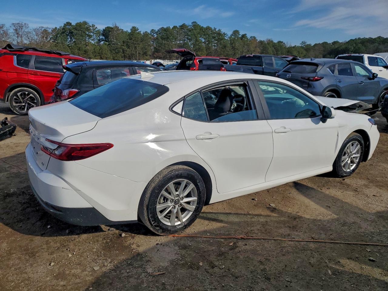 2025 TOYOTA CAMRY XSE photo 3