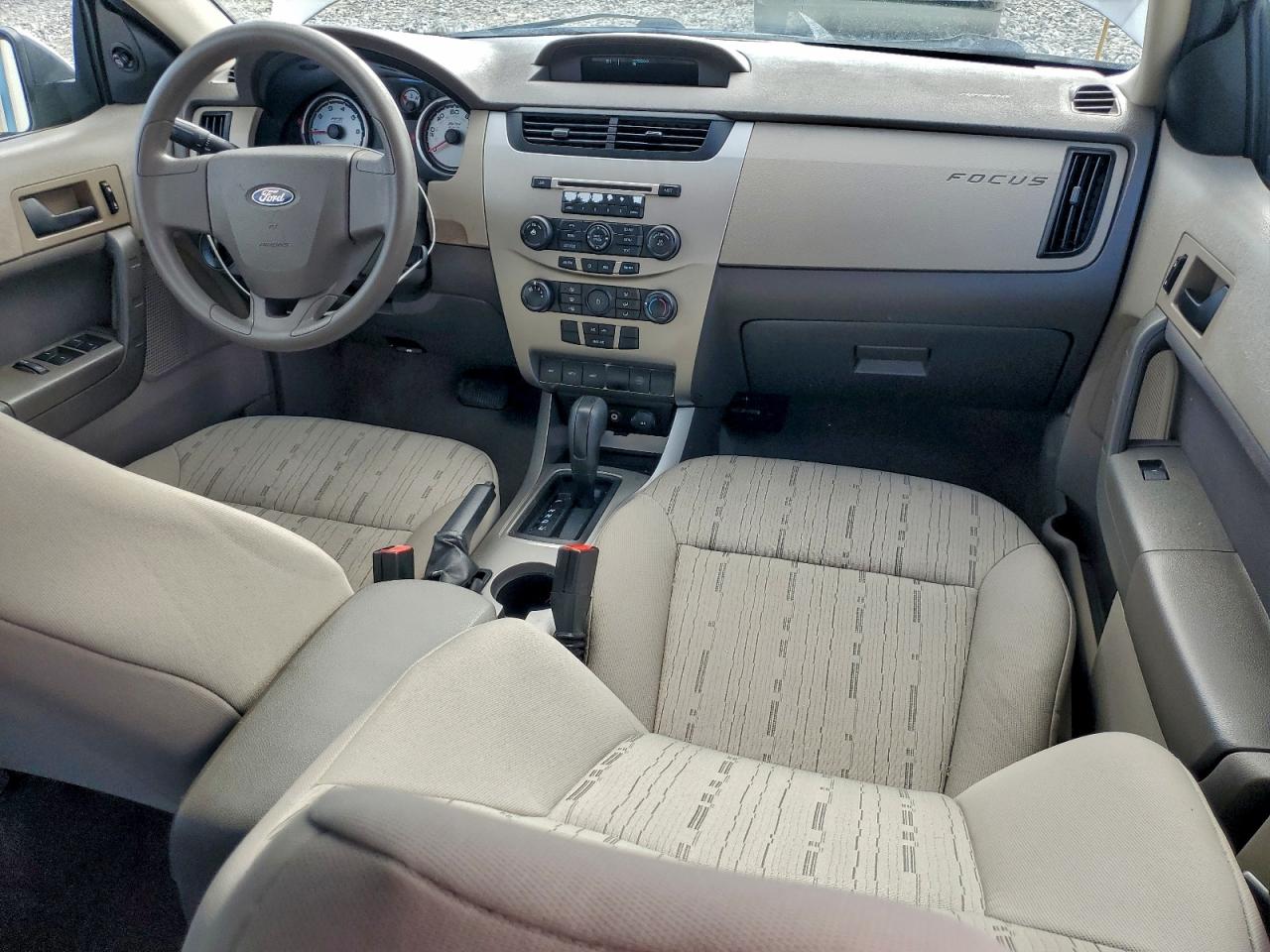 2008 FORD FOCUS SE photo 8