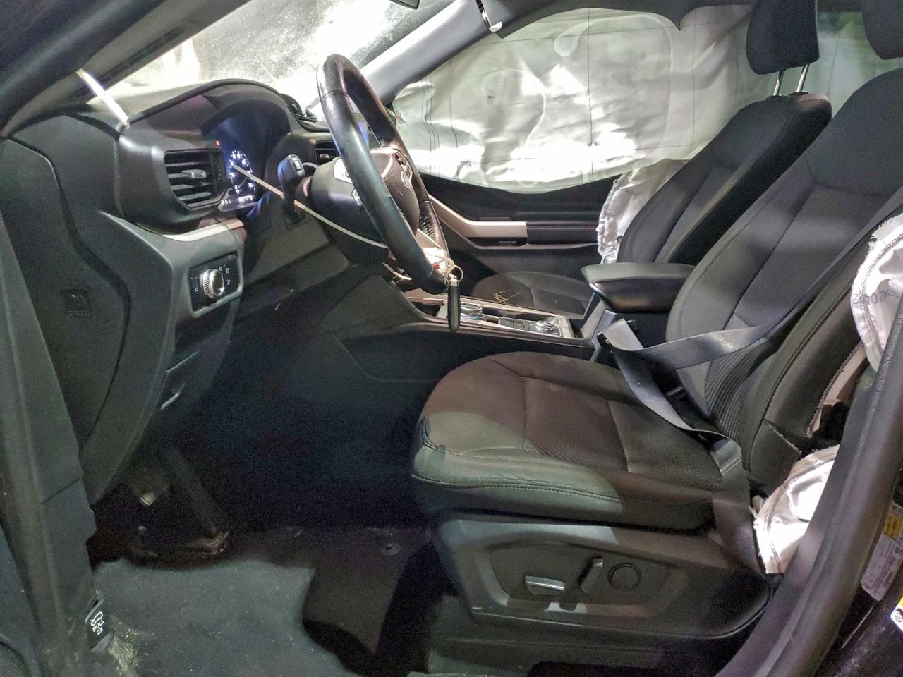 2023 FORD EXPLORER XLT photo 7