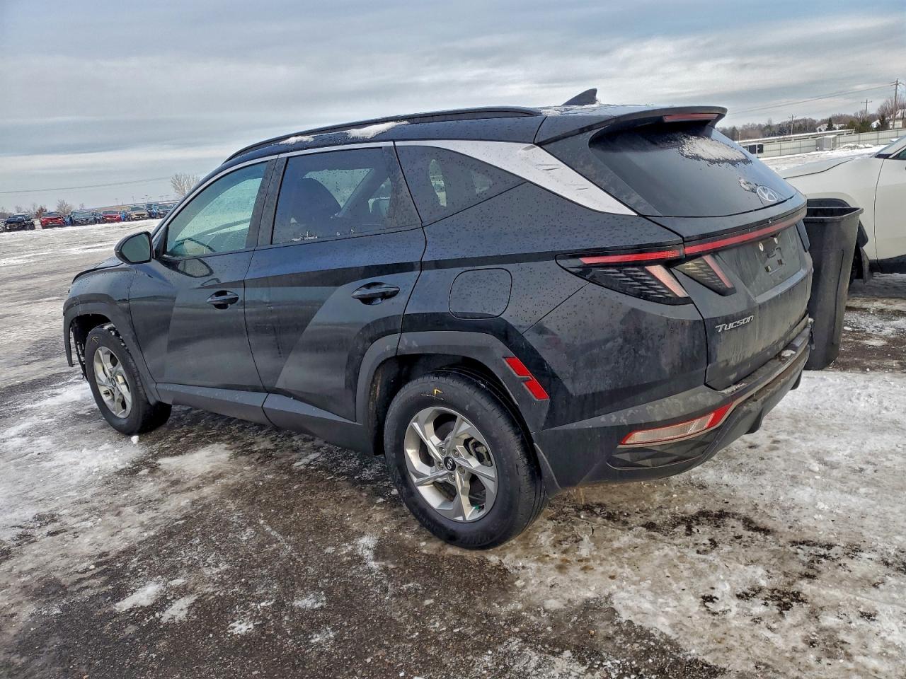 2023 HYUNDAI TUCSON SEL photo 2