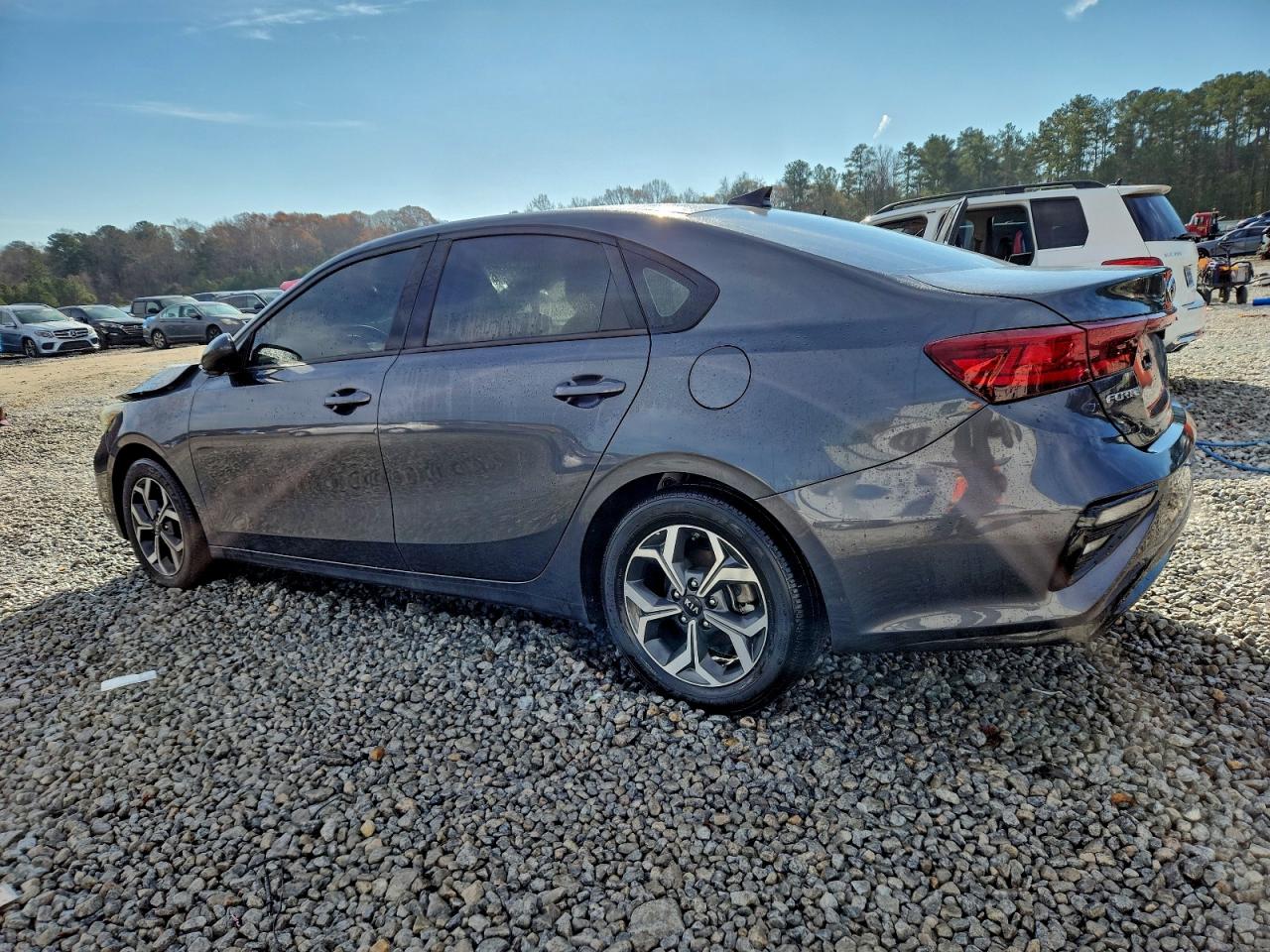 2019 KIA FORTE FE photo 2