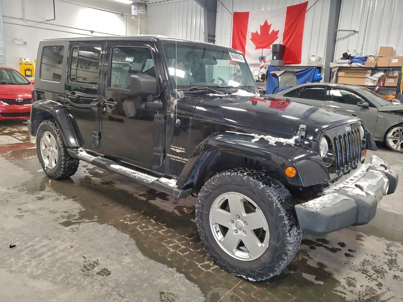 2010 JEEP WRANGLER UNLIMITED SAHARA photo 4