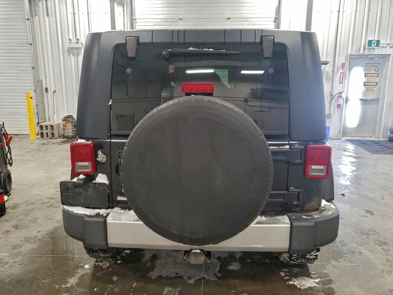 2010 JEEP WRANGLER UNLIMITED SAHARA photo 6