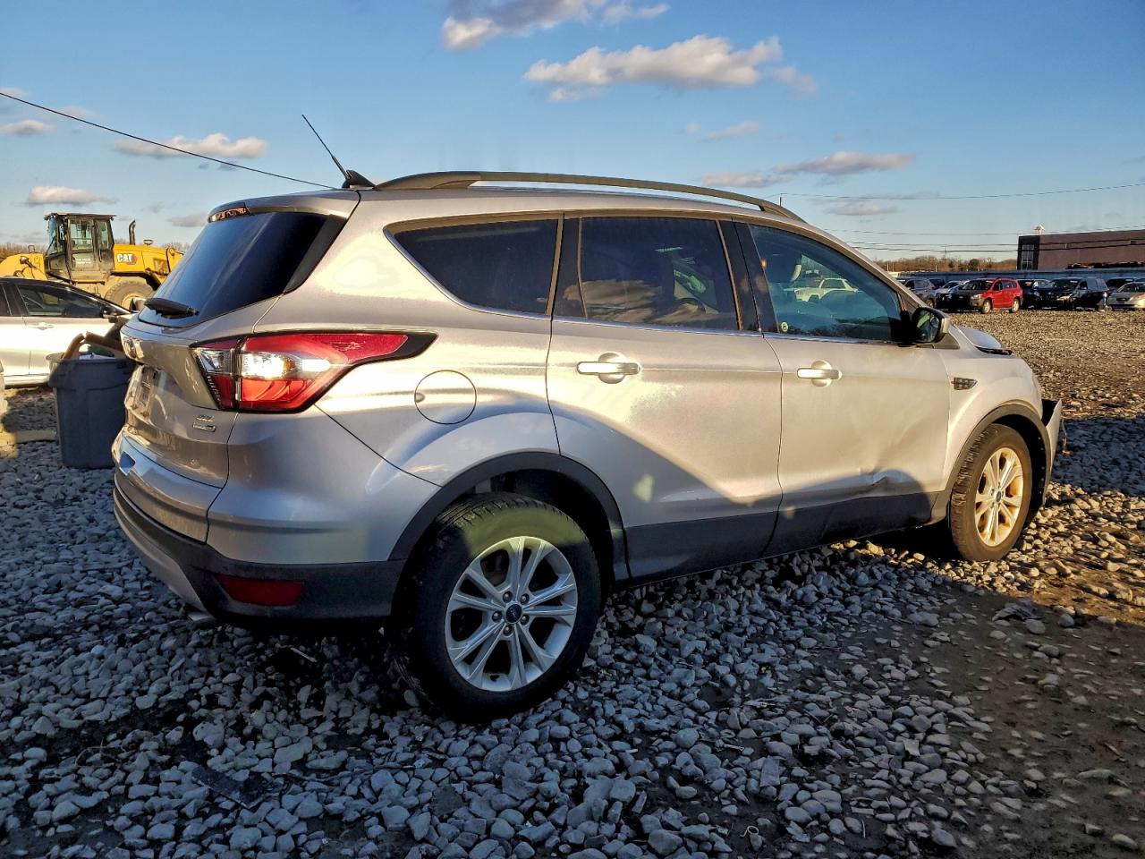 2018 FORD ESCAPE SEL photo 3