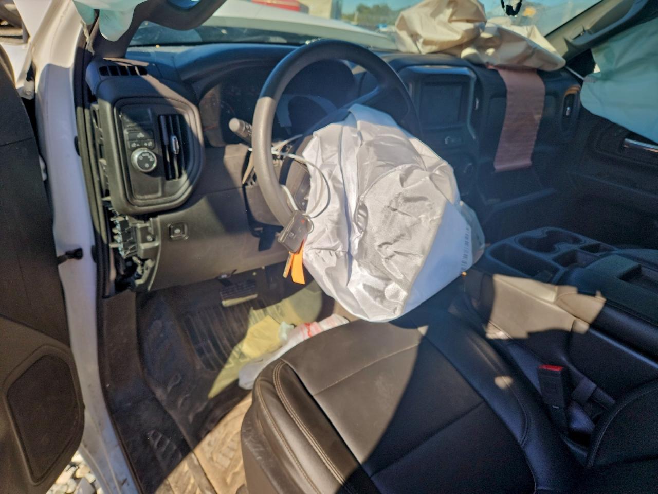 2020 CHEVROLET SILVERADO C2500 HEAVY DUTY photo 8