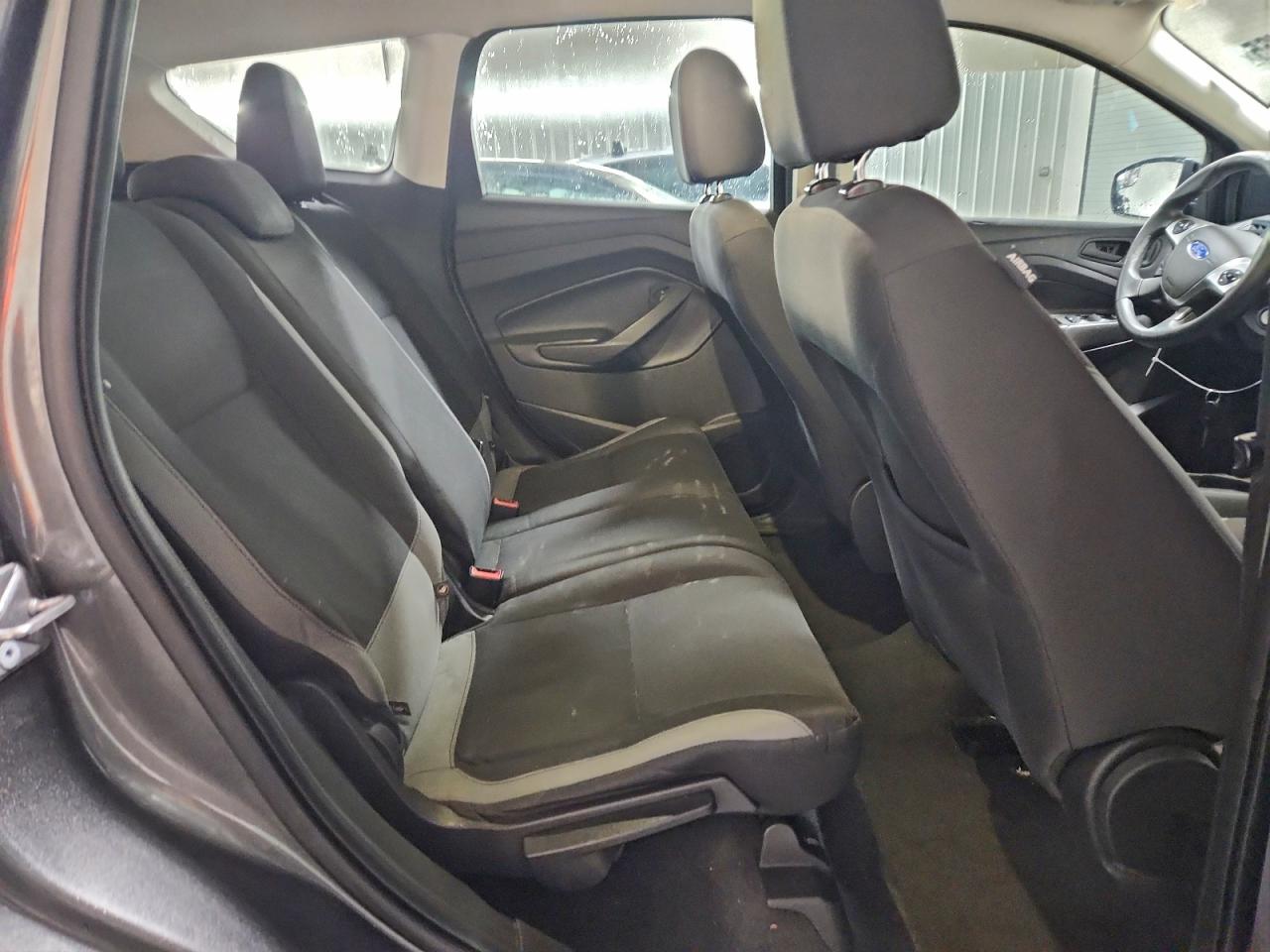 2016 FORD ESCAPE S photo 10