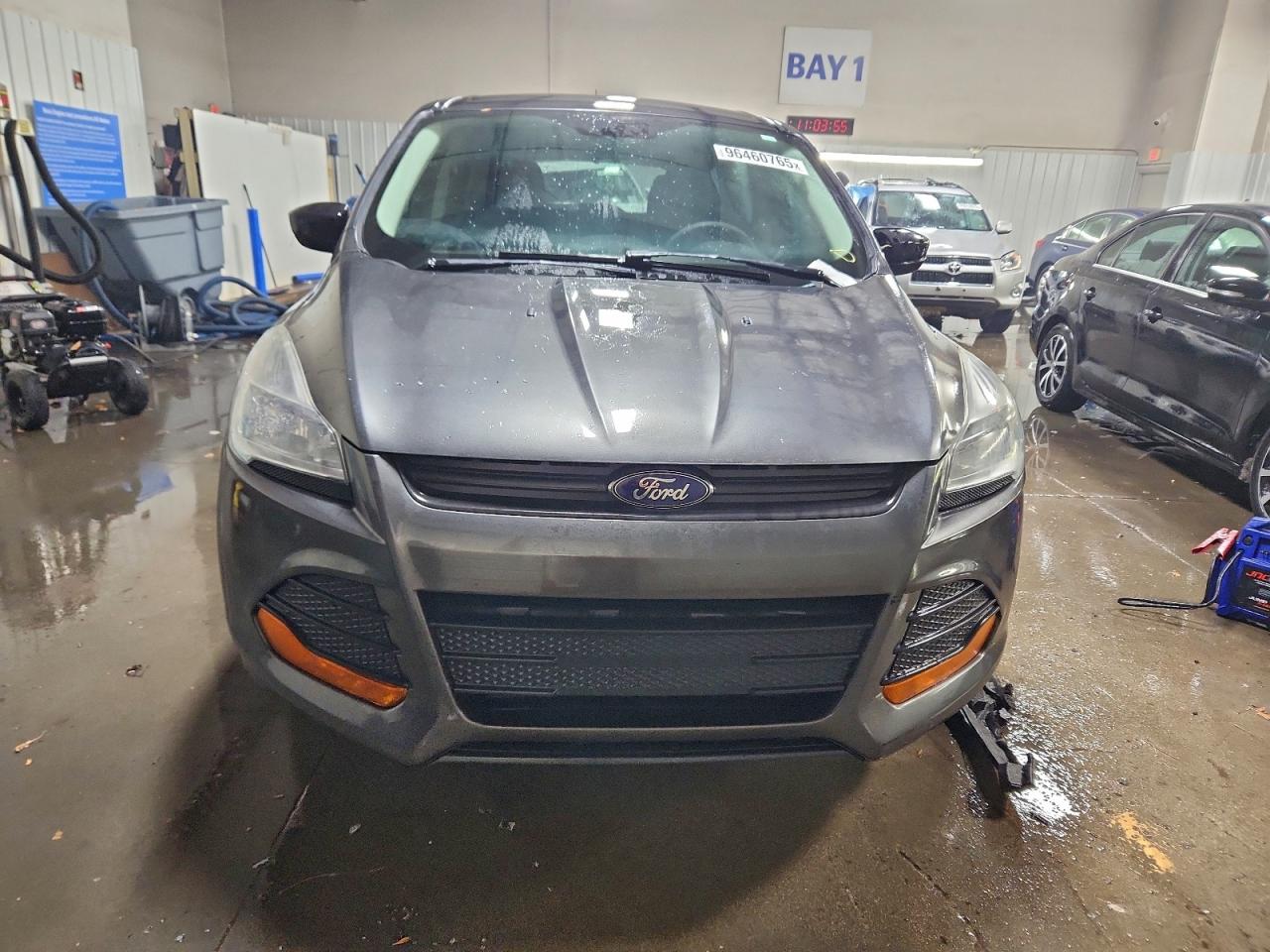 2016 FORD ESCAPE S photo 5