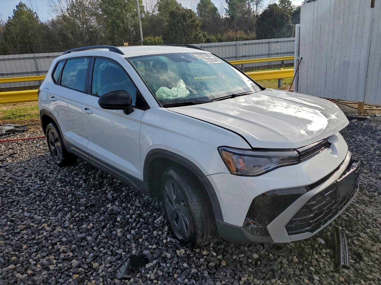2025 VOLKSWAGEN TAOS S photo 4