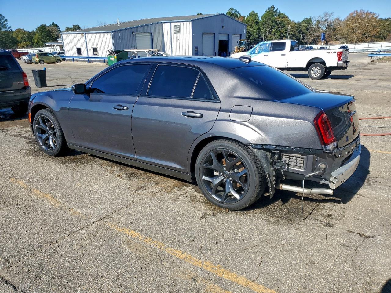 2023 CHRYSLER 300 S photo 2