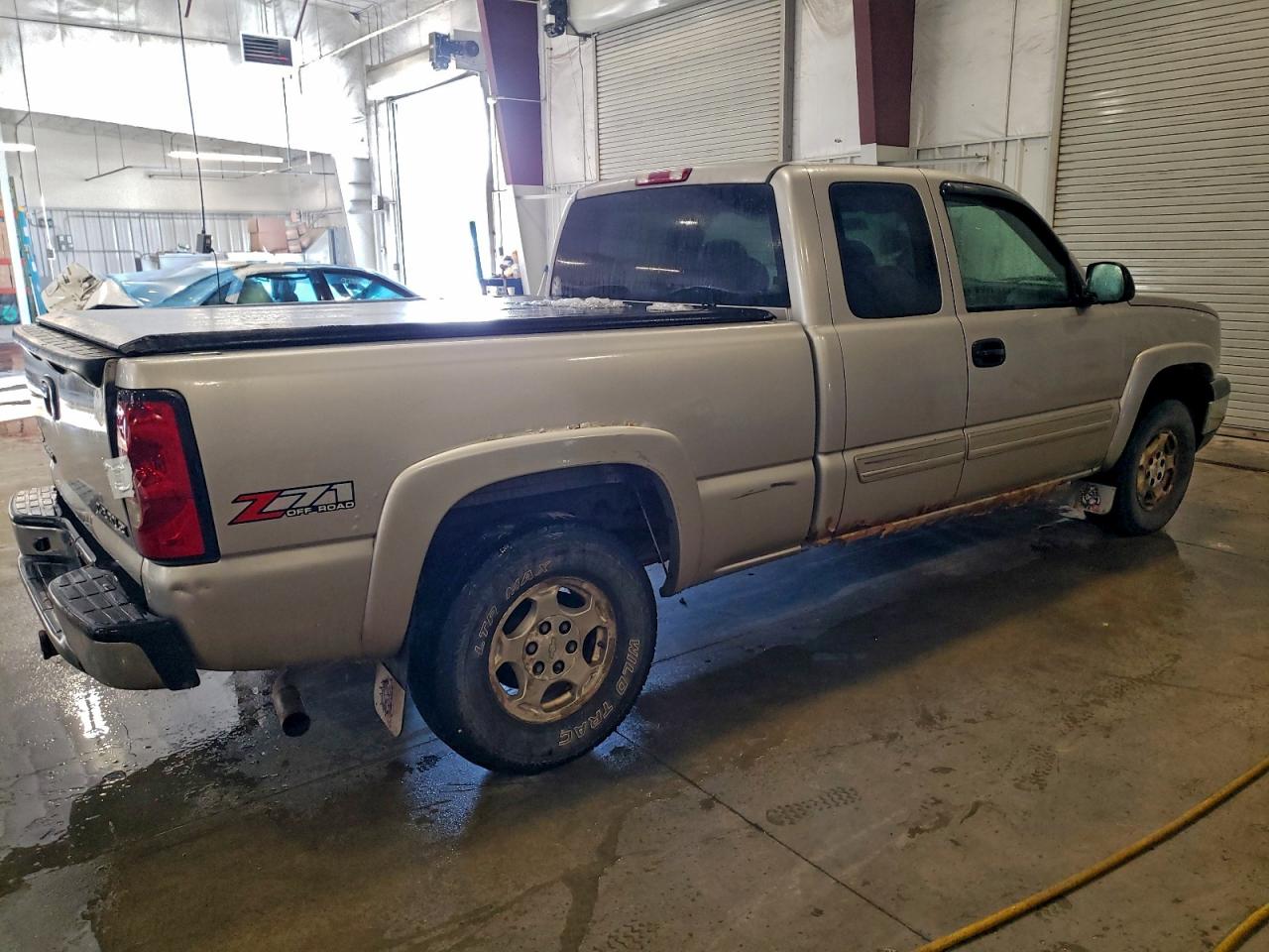2004 CHEVROLET SILVERADO K1500 photo 3