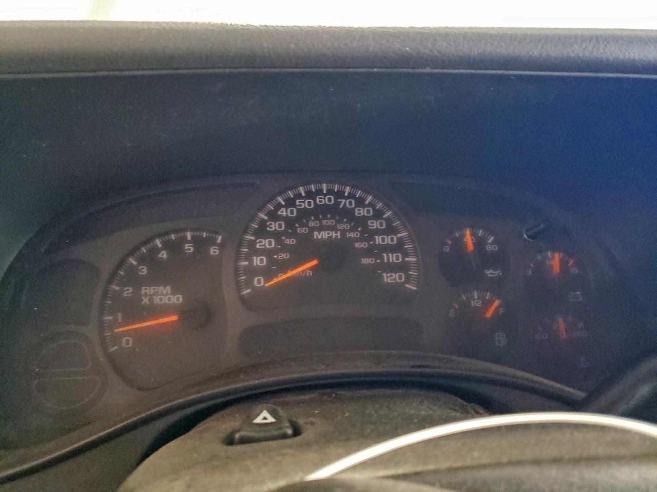 2004 CHEVROLET SILVERADO K1500 photo 9