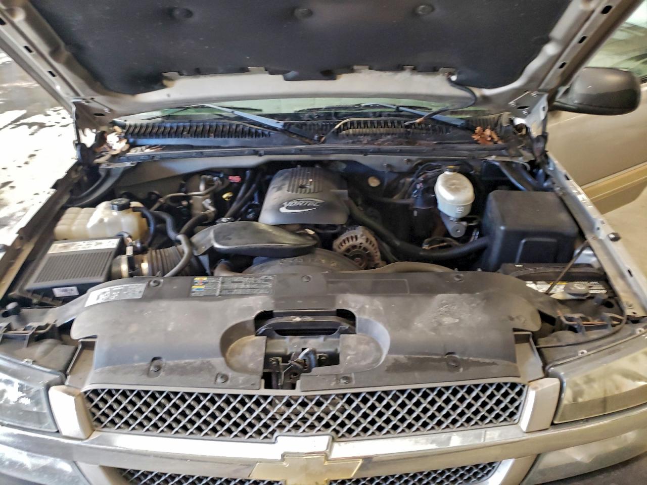 2004 CHEVROLET SILVERADO K1500 photo 11