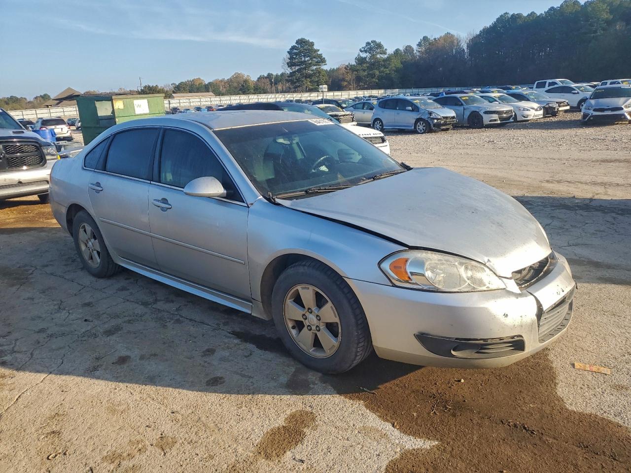 2010 CHEVROLET IMPALA LT photo 4