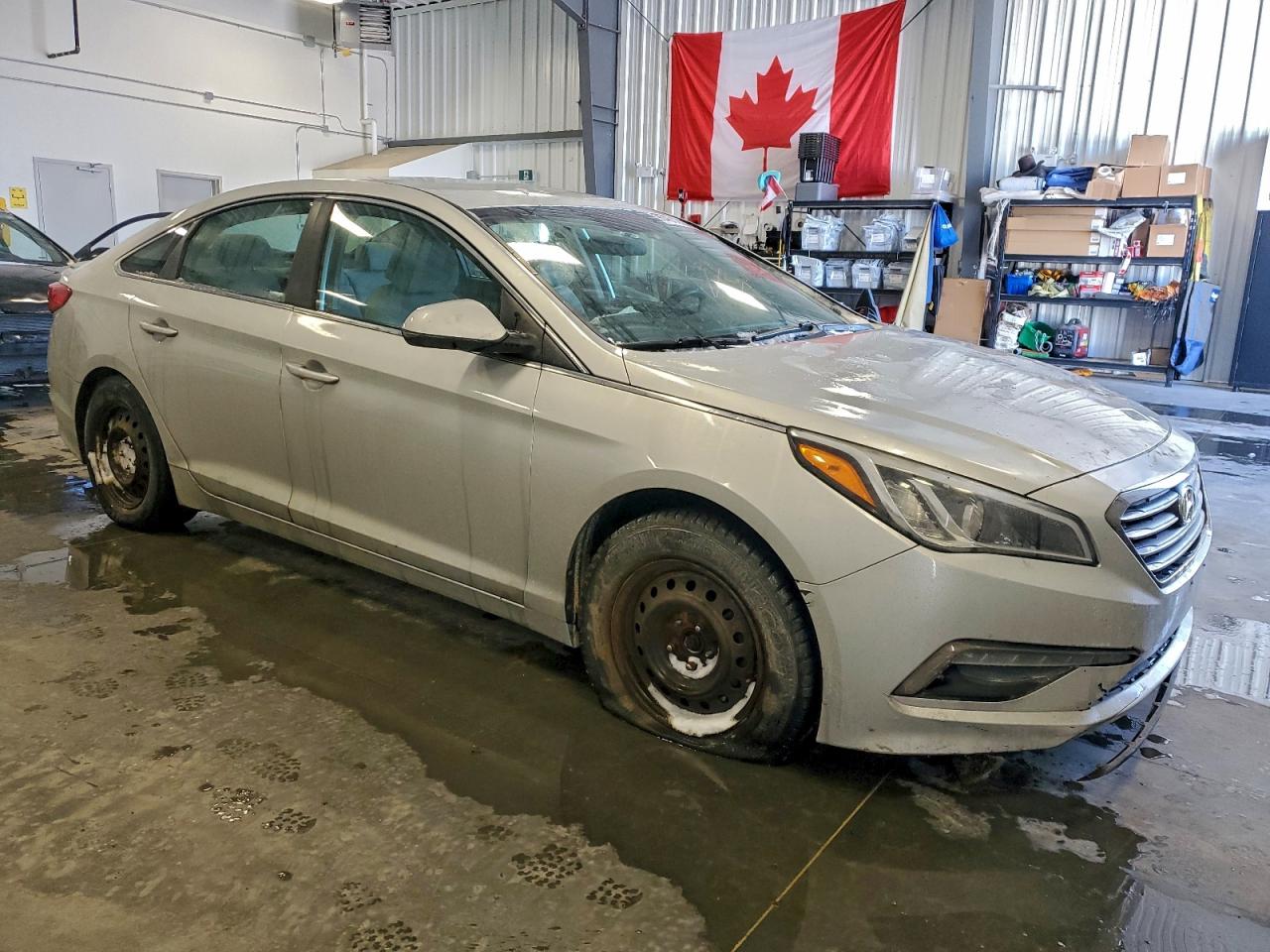 2015 HYUNDAI SONATA SE photo 4