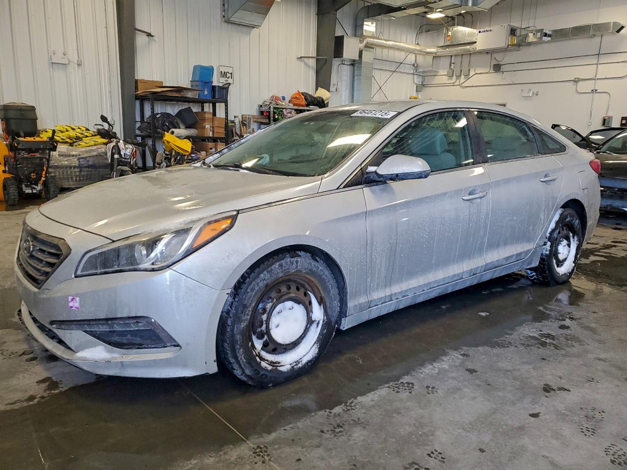 2015 HYUNDAI SONATA SE — FRONT END damage — photo 1