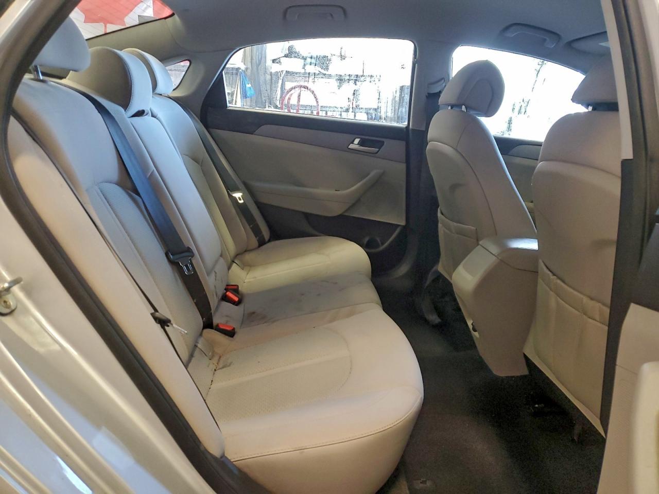 2015 HYUNDAI SONATA SE photo 10