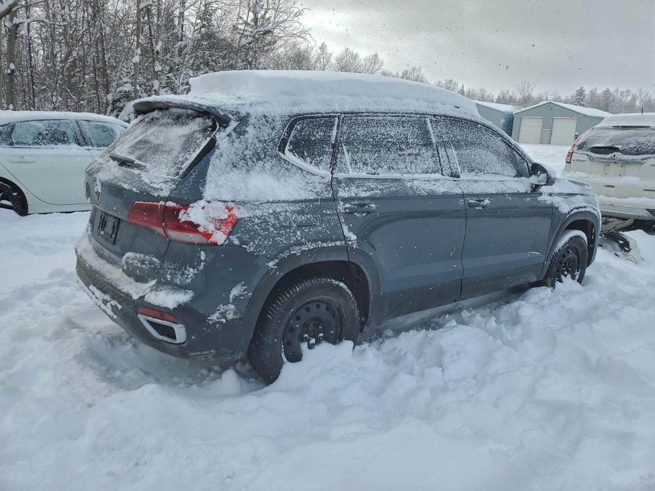 2024 VOLKSWAGEN TAOS SEL photo 3