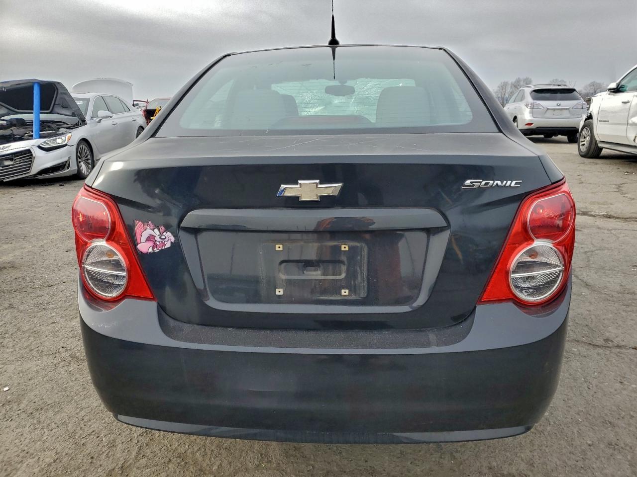 2014 CHEVROLET SONIC LS photo 6