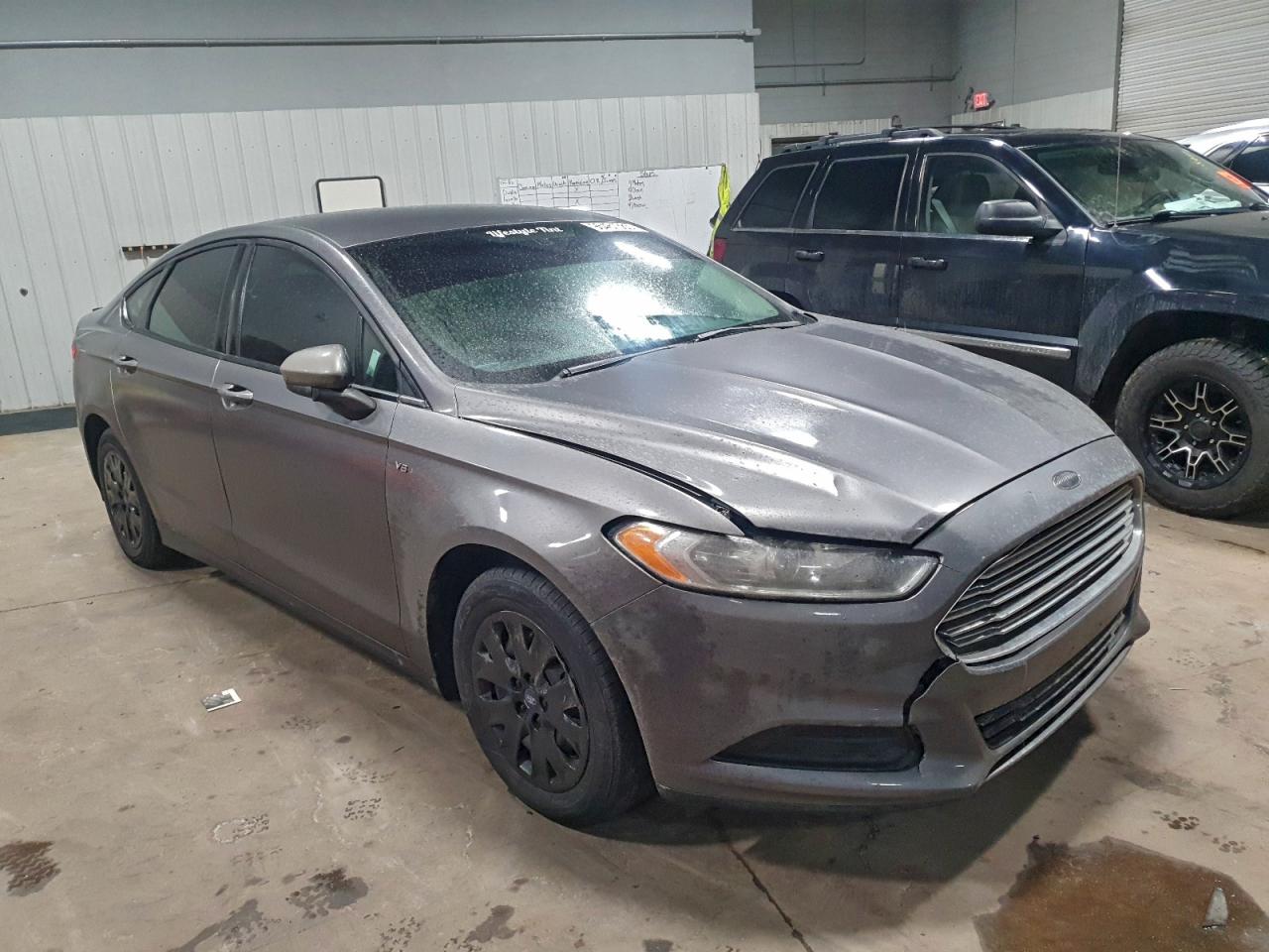 2013 FORD FUSION S photo 4