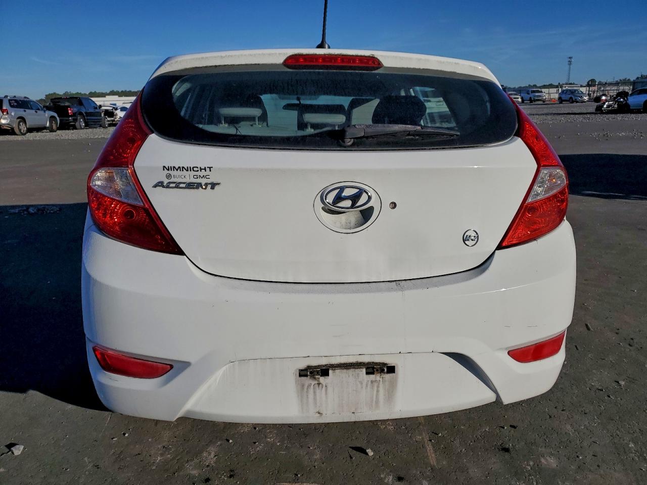 2017 HYUNDAI ACCENT SE photo 6