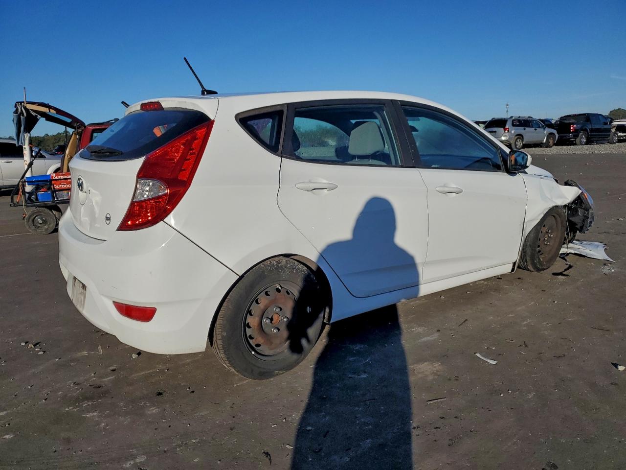 2017 HYUNDAI ACCENT SE photo 3