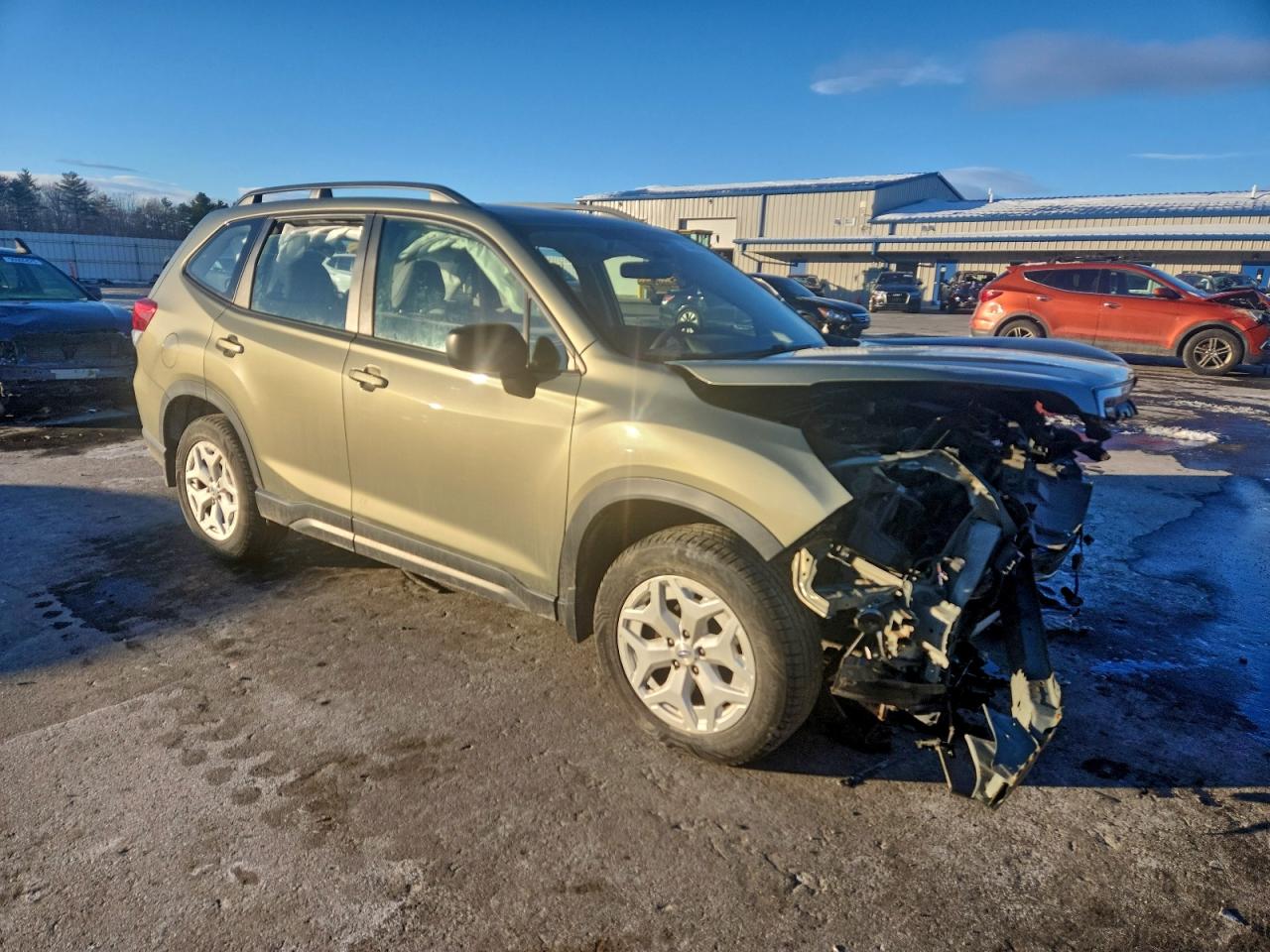 2019 SUBARU FORESTER photo 4