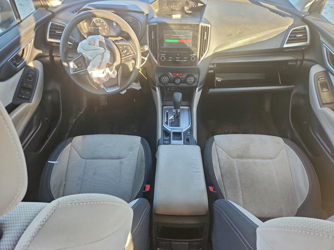 2019 SUBARU FORESTER photo 8