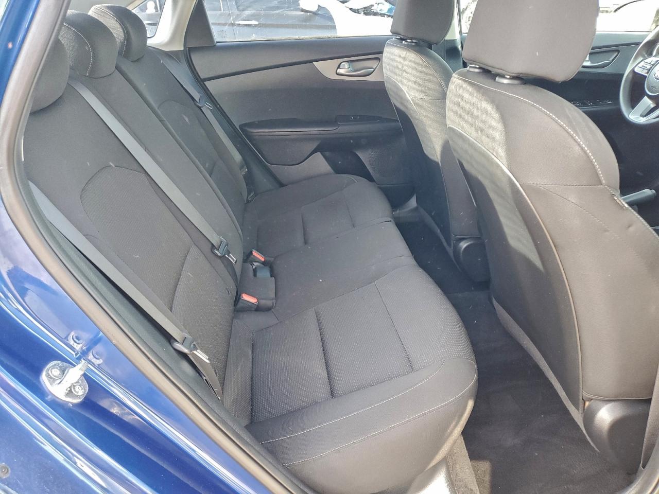 2021 KIA FORTE FE photo 10