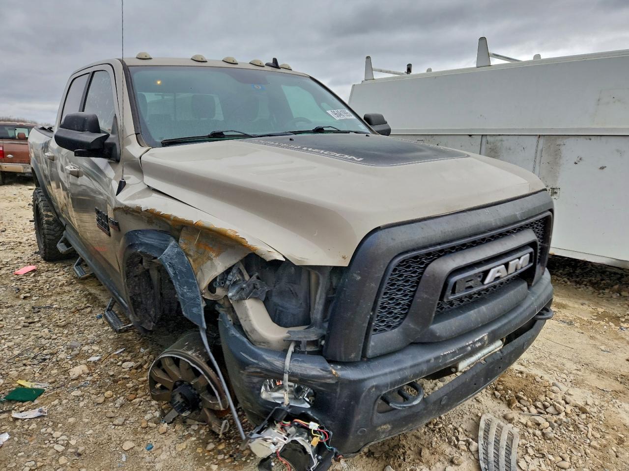 2018 RAM 2500 POWERWAGON photo 4