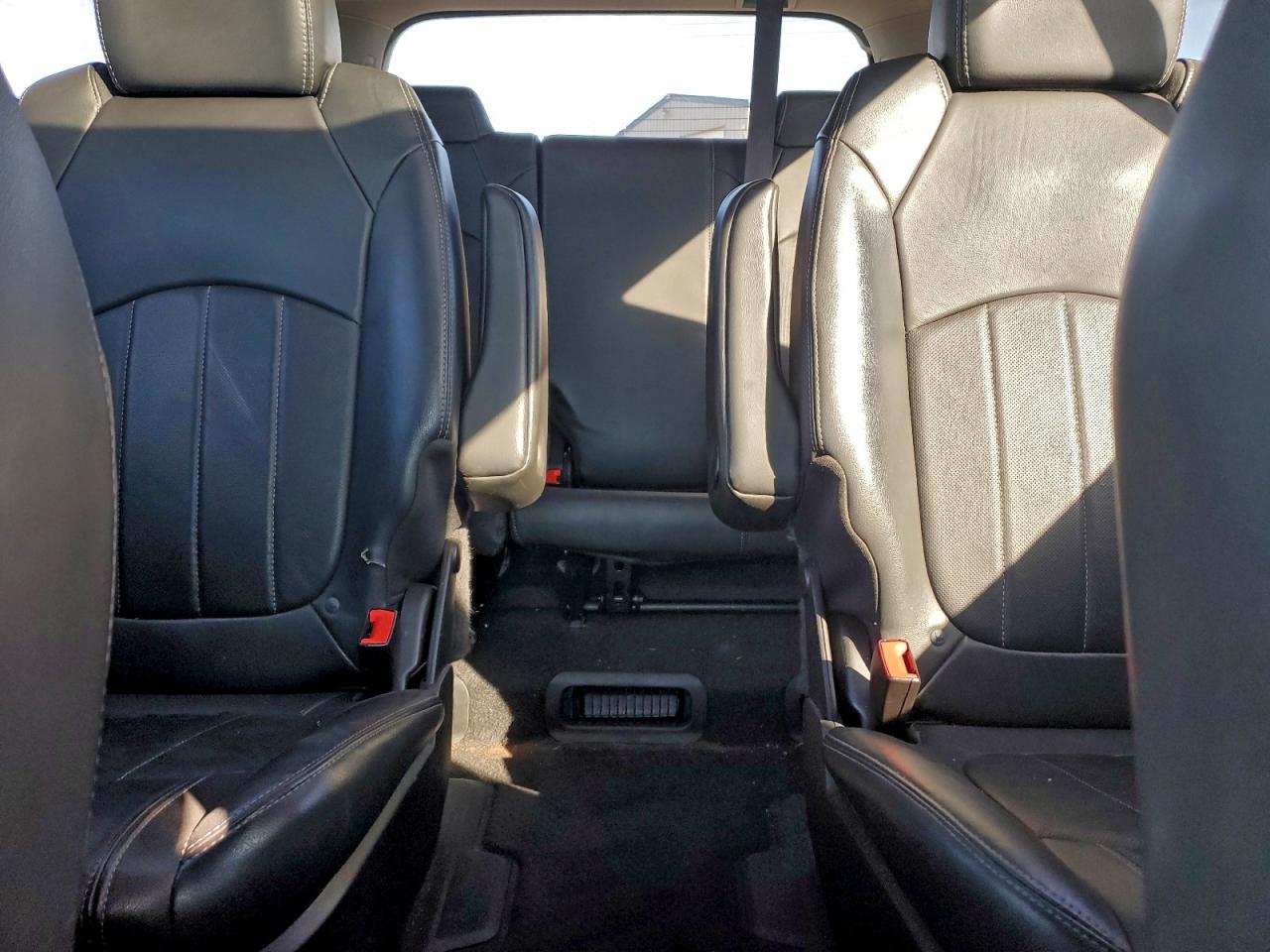 2015 BUICK ENCLAVE photo 10