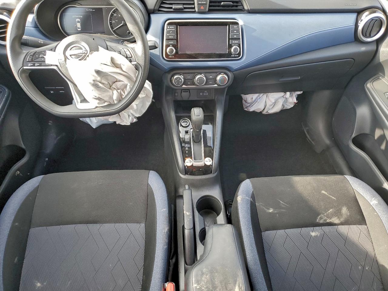 2025 NISSAN VERSA SV photo 8