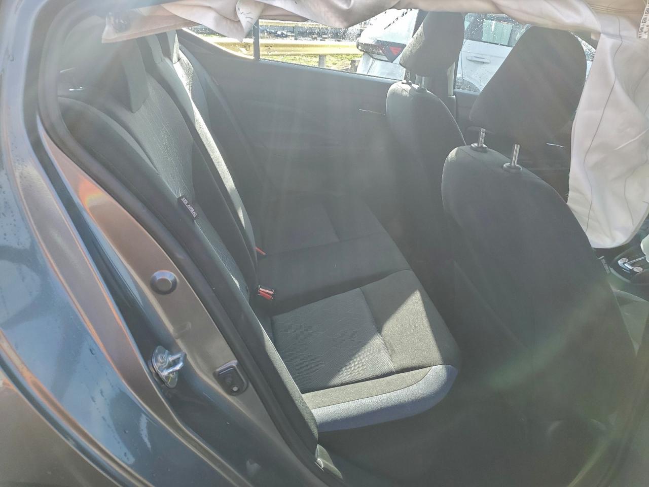 2025 NISSAN VERSA SV photo 10