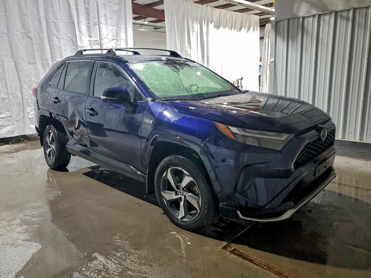 2023 TOYOTA RAV4 PRIME SE photo 4