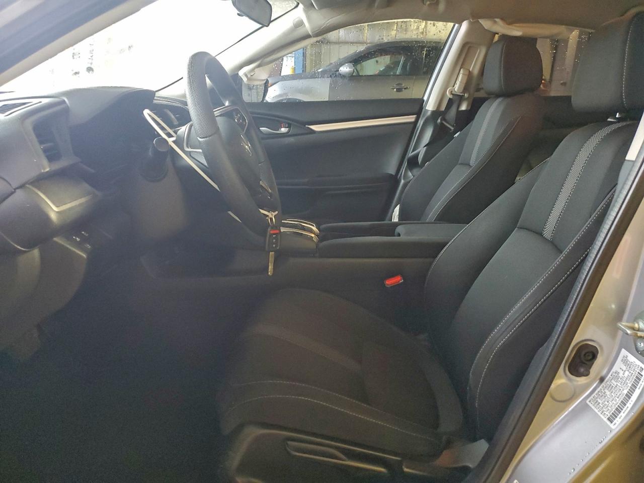 2020 HONDA CIVIC LX photo 7