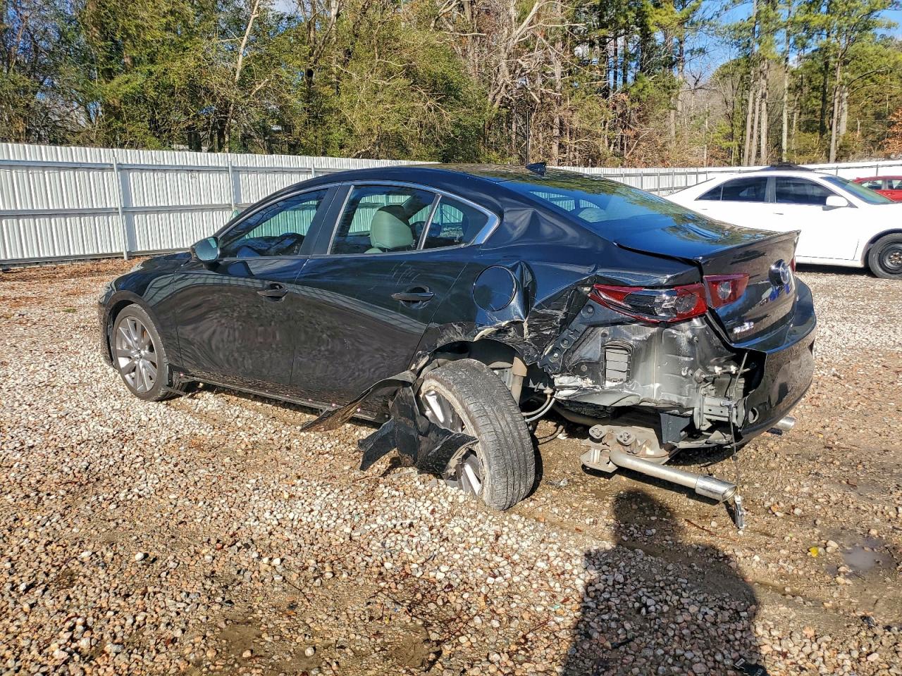 2019 MAZDA 3 PREFERRED photo 2