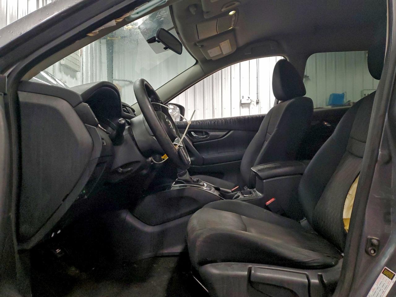 2017 NISSAN ROGUE SV photo 7